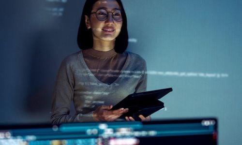 Women in tech: A pathway to gender balance in top tech roles